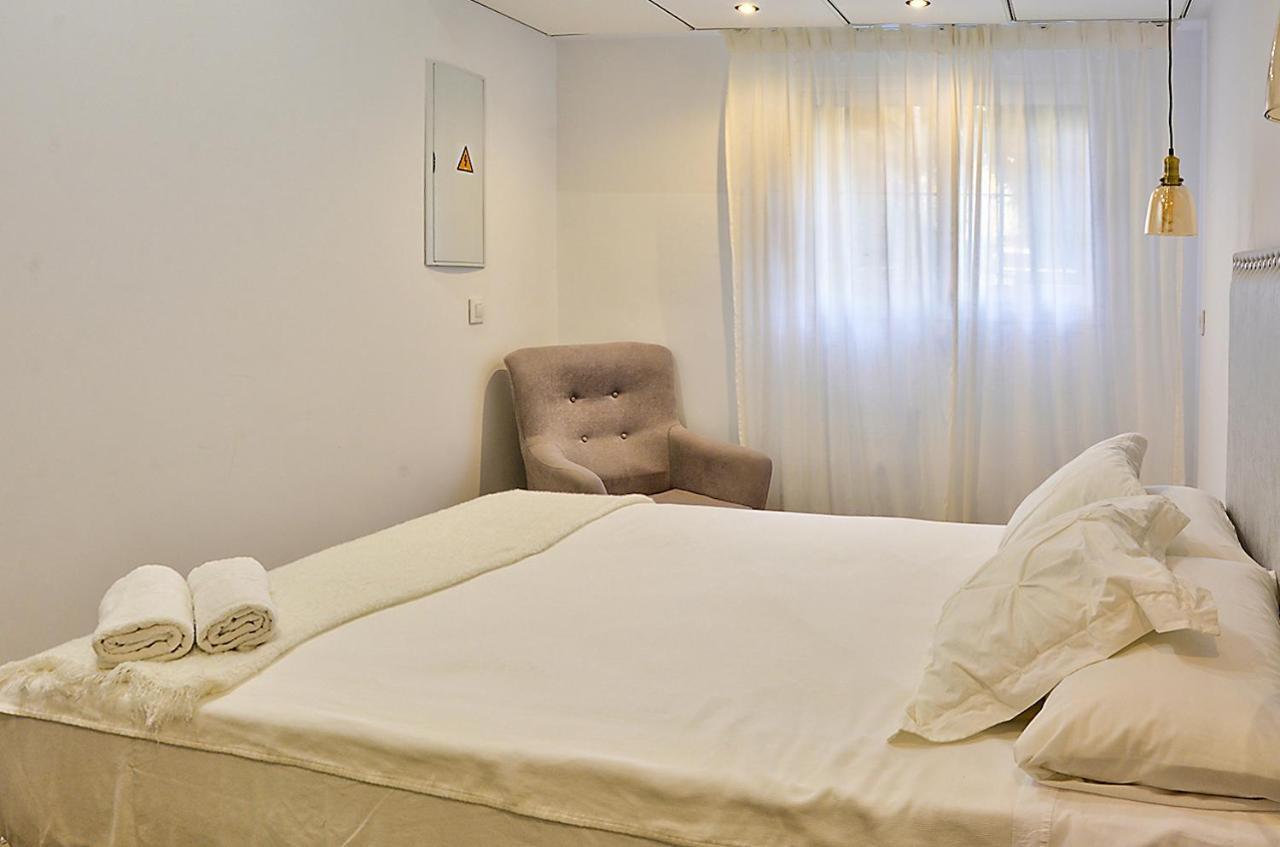 Apartsuite B&R Triana Arellano Sevilla Exterior foto